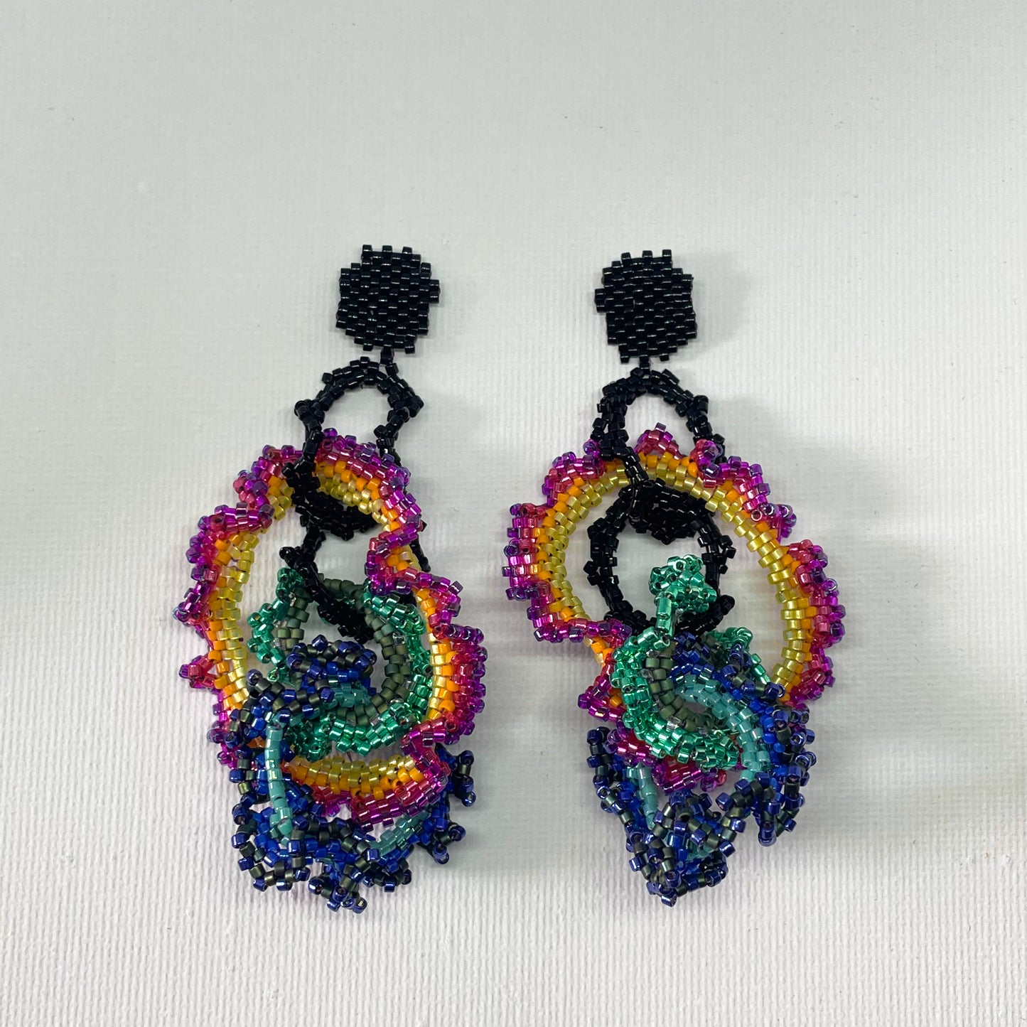 Aretes Cornudito