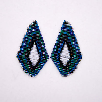 Aretes Nuquiblanco